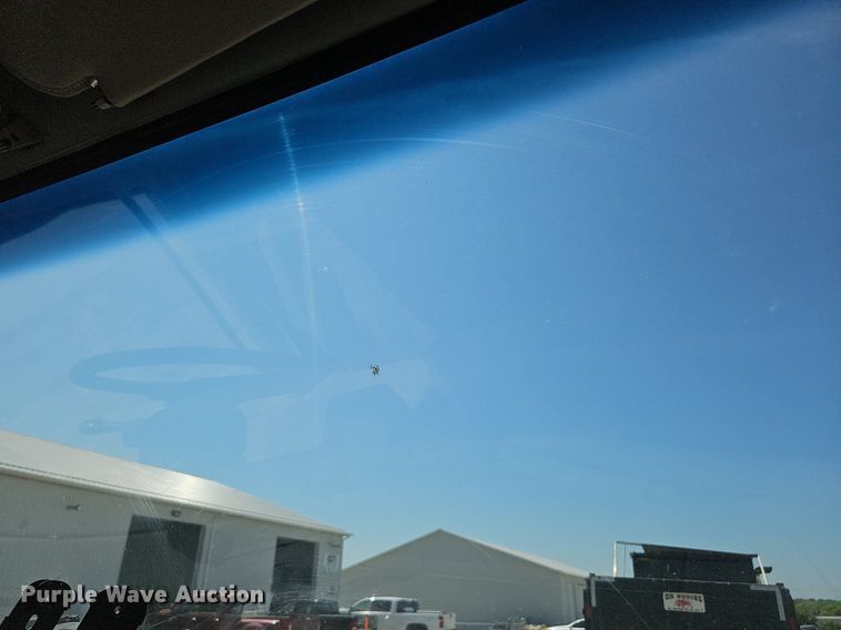 image for item DO2793 2006 Sterling LT9500  dump truck