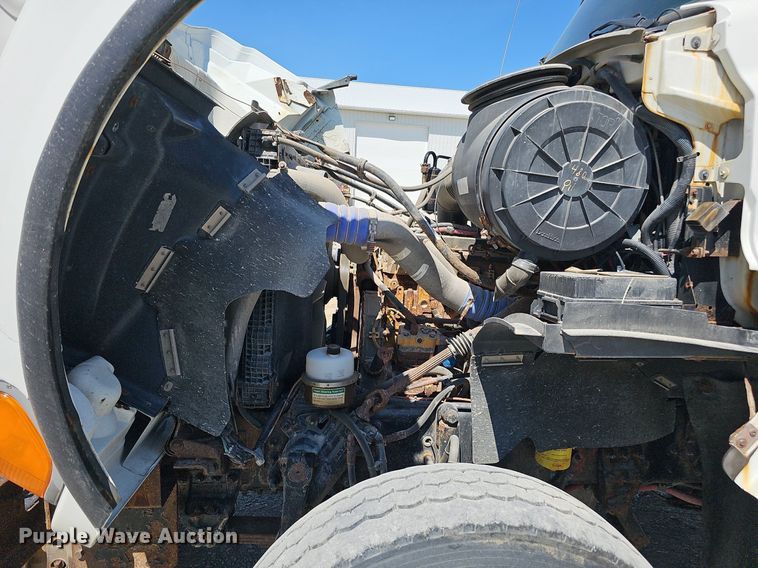 image for item DO2793 2006 Sterling LT9500  dump truck