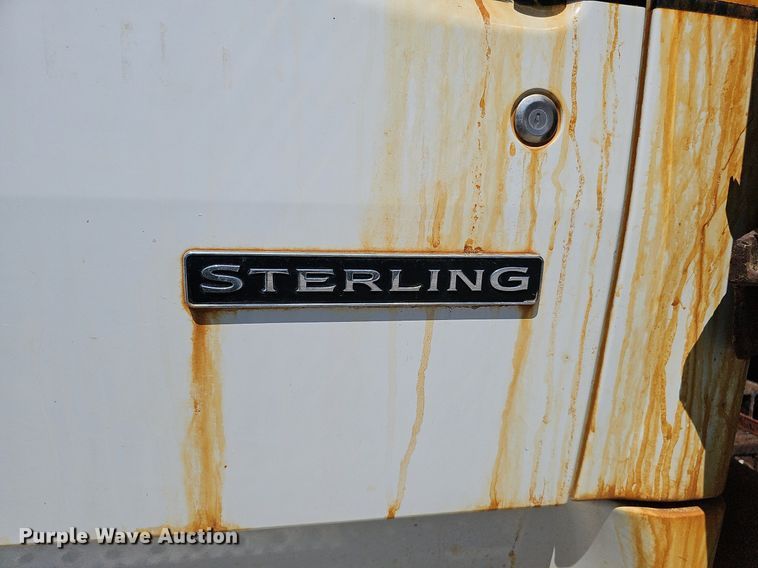 image for item DO2793 2006 Sterling LT9500  dump truck