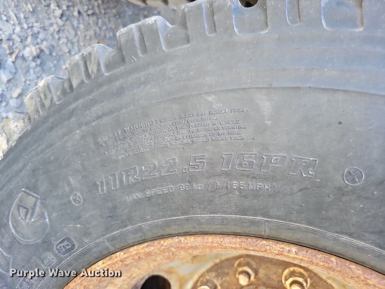 image for item DO2793 2006 Sterling LT9500  dump truck