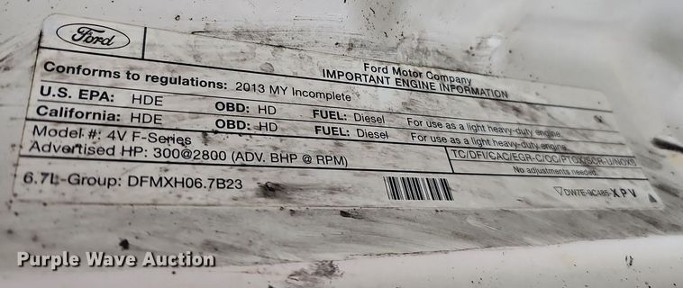 image for item DO2913 2013 Ford F450 Super Duty  flatbed truck