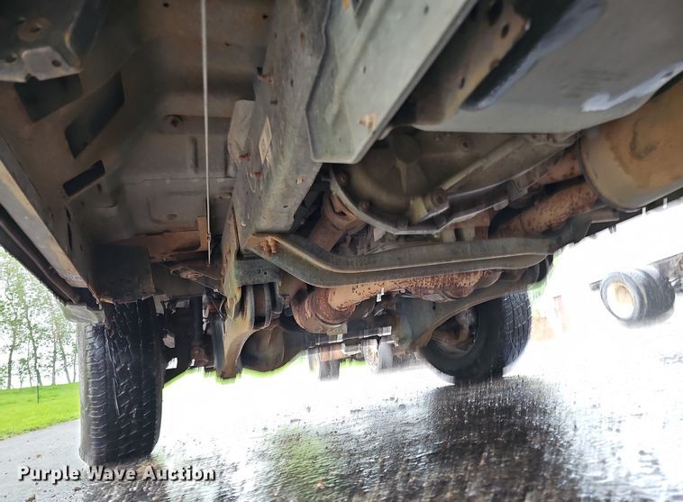 image for item DO2914 2012 Ford F250 Super Duty  flatbed pickup truck