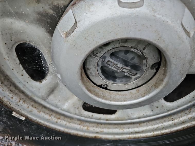 image for item DO2914 2012 Ford F250 Super Duty  flatbed pickup truck