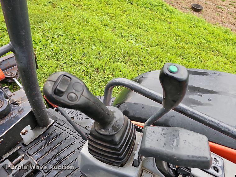 image for item DO2916 2012 Kubota KX91-3 Super Series 2  mini excavator