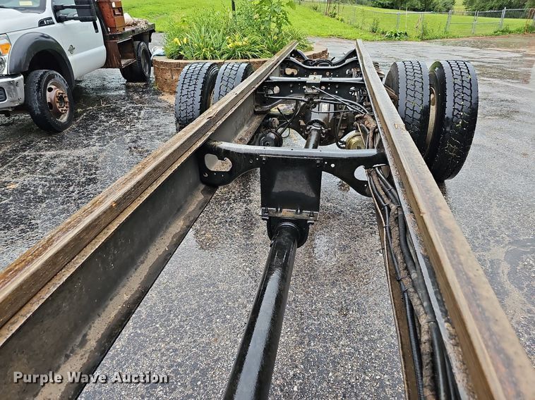 image for item DO2917 2006 International 4400  truck cab and chassis