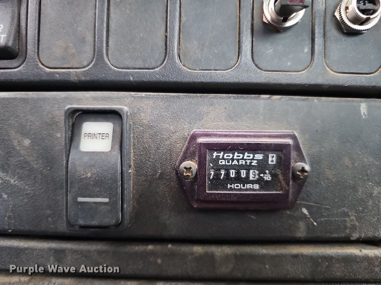 image for item DO2917 2006 International 4400  truck cab and chassis