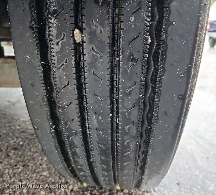 image for item DO2917 2006 International 4400  truck cab and chassis