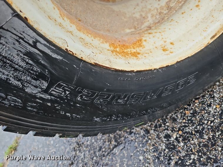 image for item DO2917 2006 International 4400  truck cab and chassis