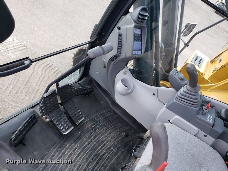 image for item DO2918 2019 John Deere 350G LC  excavator