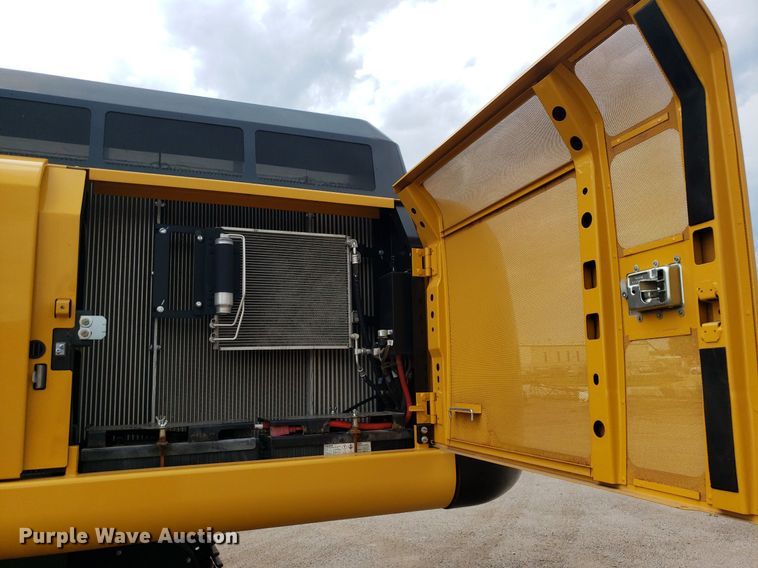 image for item DO2918 2019 John Deere 350G LC  excavator