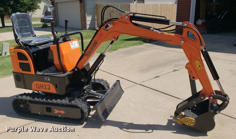 image for item DO2970 2023 Agrotk QH12  mini excavator