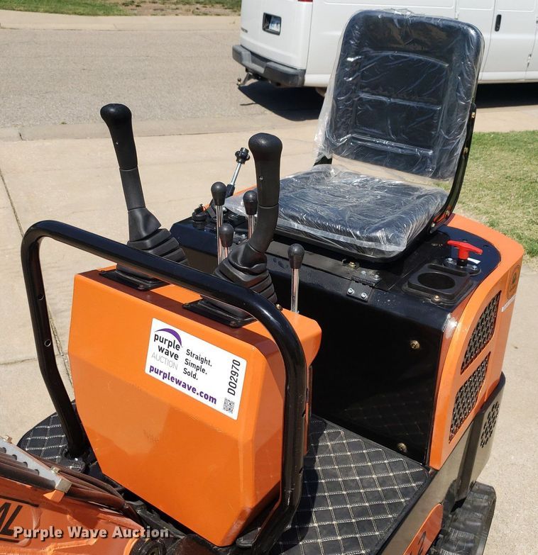 image for item DO2970 2023 Agrotk QH12  mini excavator