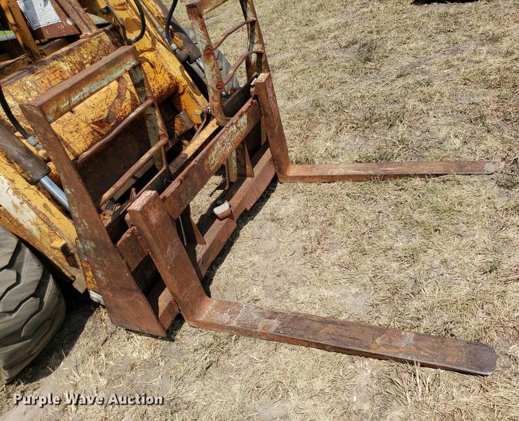 image for item DO2973 Case 1845C  skid steer loader