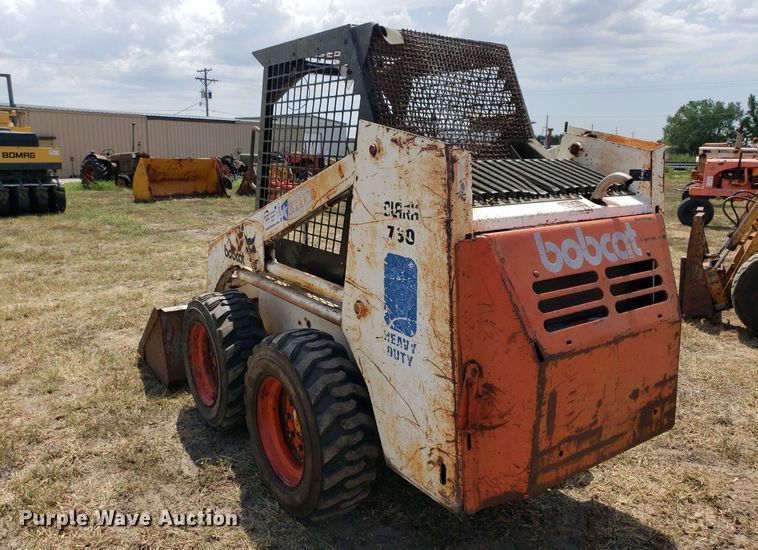 image for item DO2975 Bobcat 730  skid steer loader