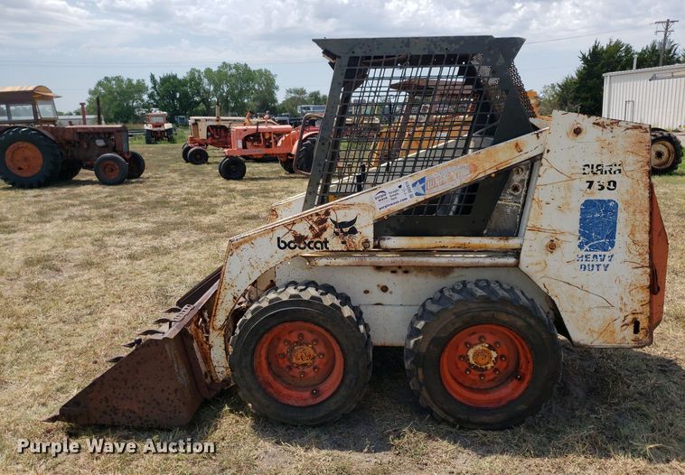 image for item DO2975 Bobcat 730  skid steer loader