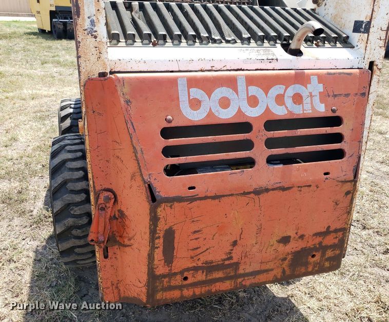 image for item DO2975 Bobcat 730  skid steer loader