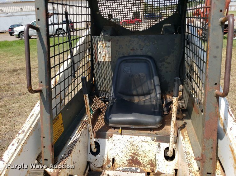 image for item DO2975 Bobcat 730  skid steer loader