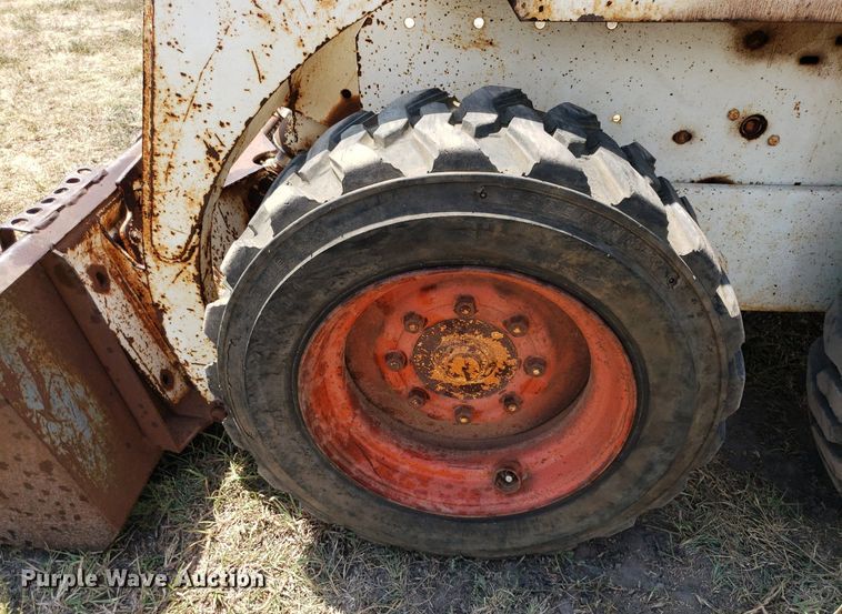 image for item DO2975 Bobcat 730  skid steer loader
