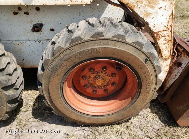 image for item DO2975 Bobcat 730  skid steer loader