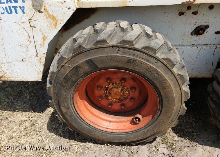 image for item DO2975 Bobcat 730  skid steer loader