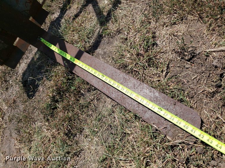 image for item DO2975 Bobcat 730  skid steer loader