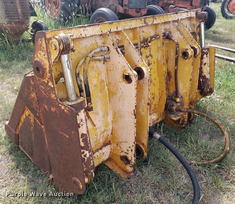 image for item DO2990 Four-in-one wheel loader bucket
