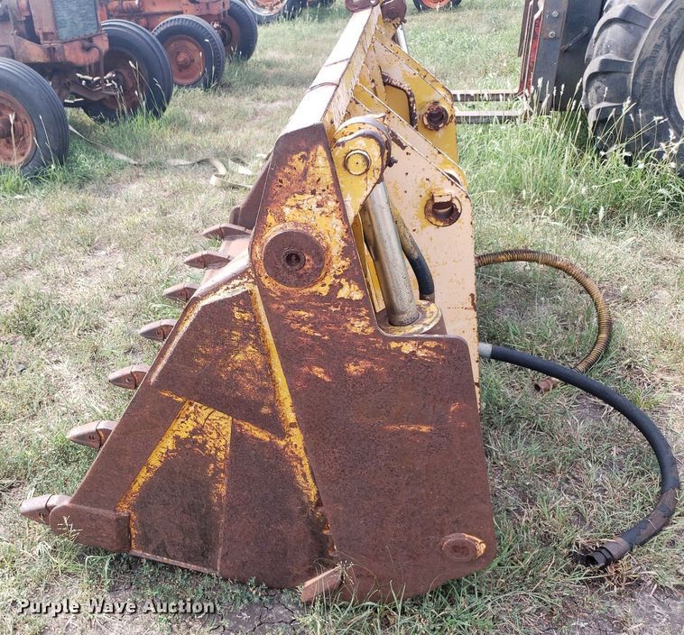 image for item DO2990 Four-in-one wheel loader bucket