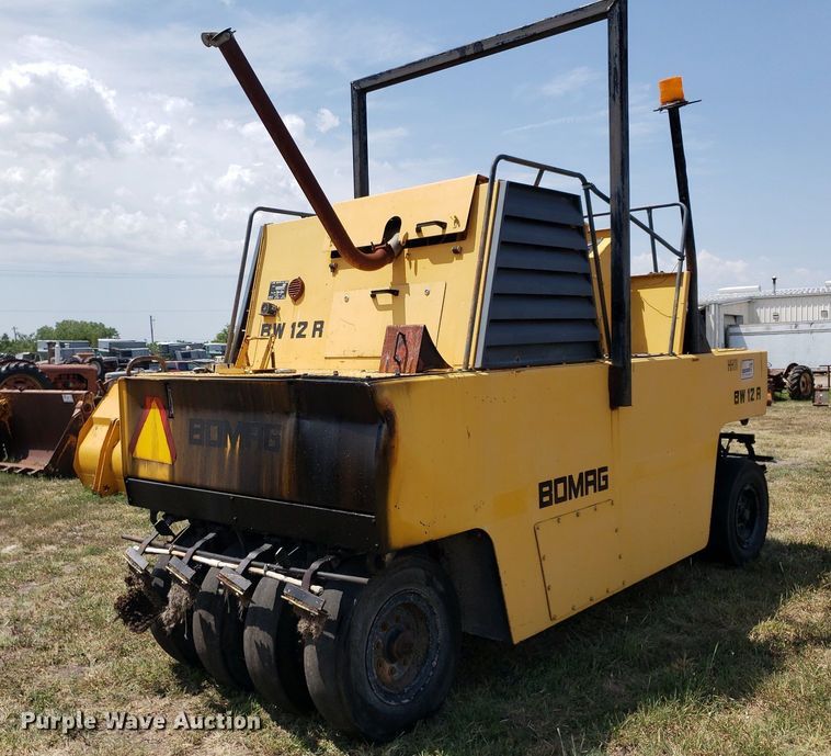 image for item DO2992 1987 Bomag BW12R  pneumatic roller