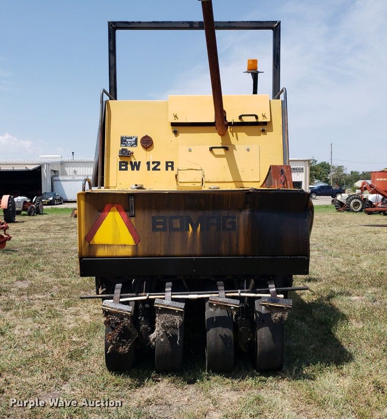 image for item DO2992 1987 Bomag BW12R  pneumatic roller