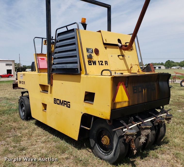 image for item DO2992 1987 Bomag BW12R  pneumatic roller