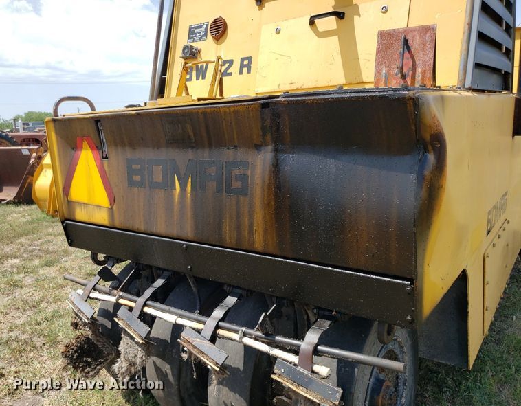 image for item DO2992 1987 Bomag BW12R  pneumatic roller