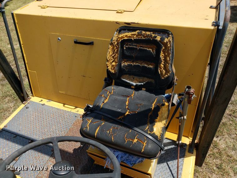 image for item DO2992 1987 Bomag BW12R  pneumatic roller