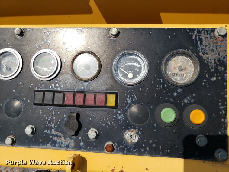 image for item DO2992 1987 Bomag BW12R  pneumatic roller