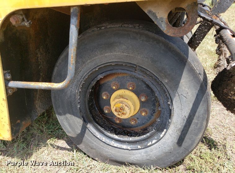 image for item DO2992 1987 Bomag BW12R  pneumatic roller