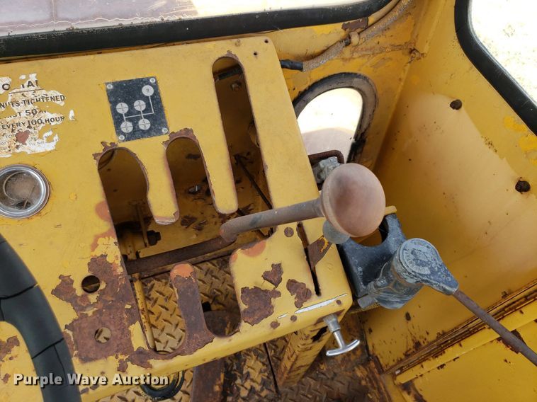 image for item DO2993 Wagner W4  4WD tractor