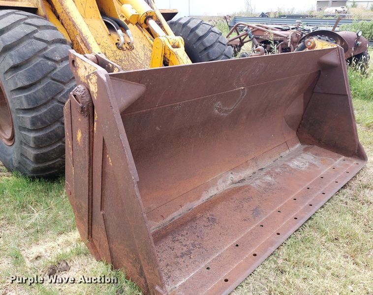 image for item DO3003 John Deere JD646-B  wheel loader