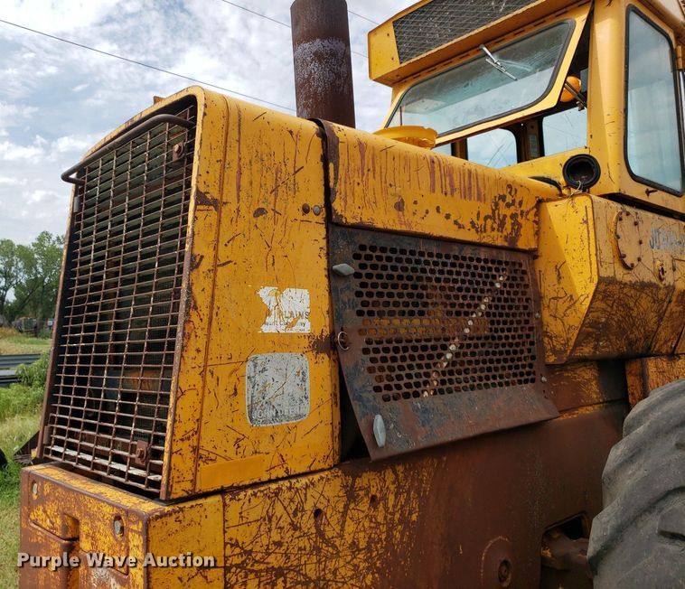 image for item DO3003 John Deere JD646-B  wheel loader