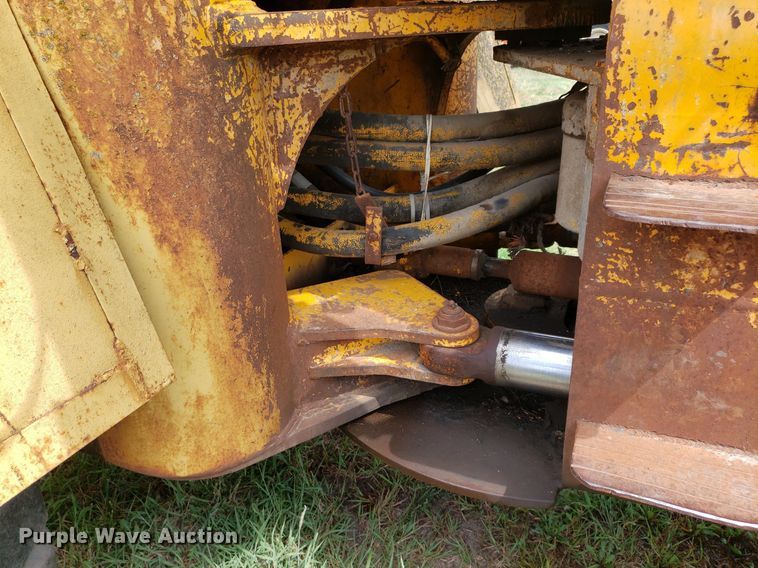 image for item DO3003 John Deere JD646-B  wheel loader