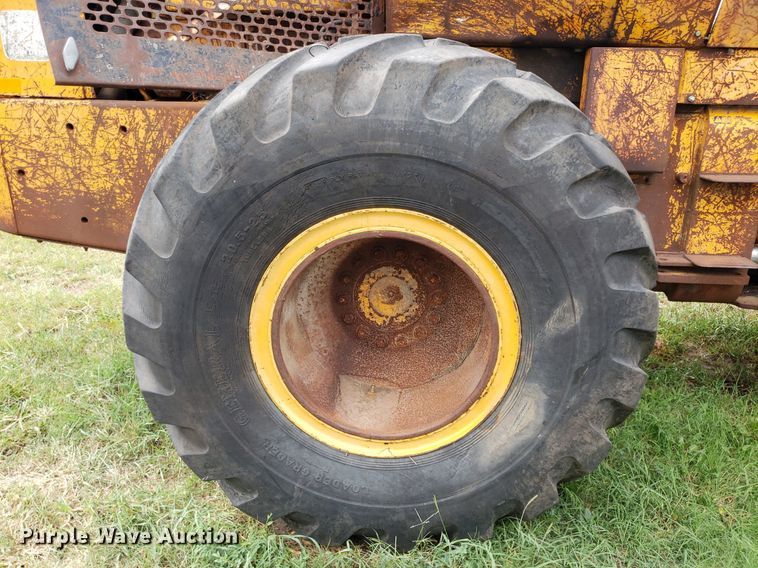 image for item DO3003 John Deere JD646-B  wheel loader
