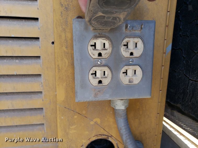 image for item DO3022 Caterpillar  generator