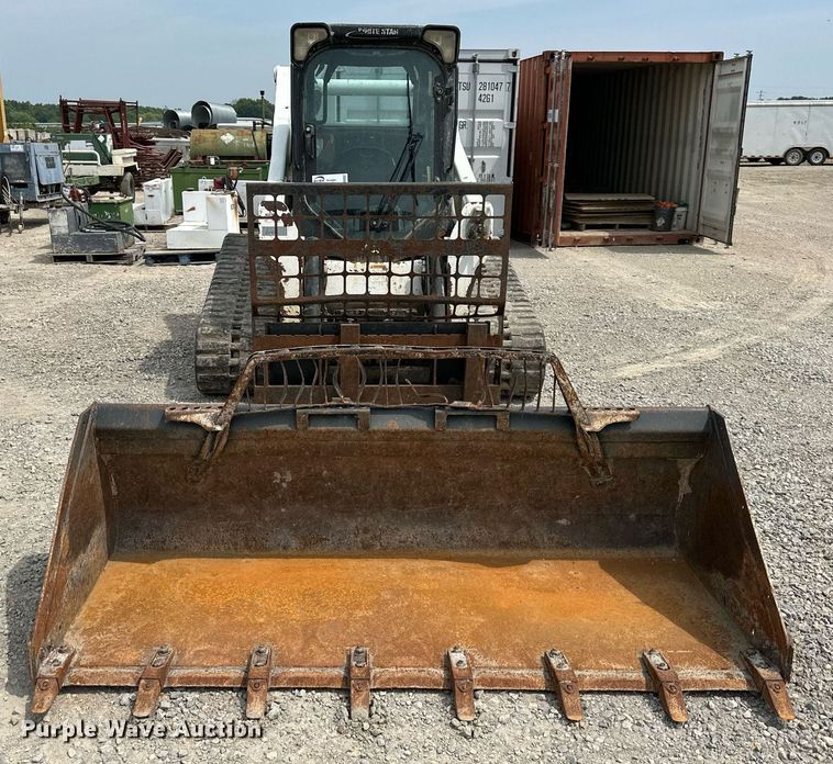 image for item DO5062 2012 Bobcat T750  tracked skid steer loader