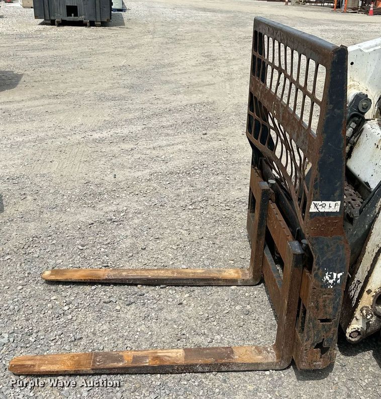 image for item DO5062 2012 Bobcat T750  tracked skid steer loader