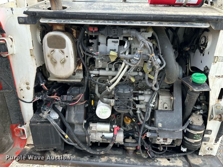 image for item DO5062 2012 Bobcat T750  tracked skid steer loader