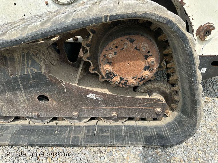 image for item DO5062 2012 Bobcat T750  tracked skid steer loader