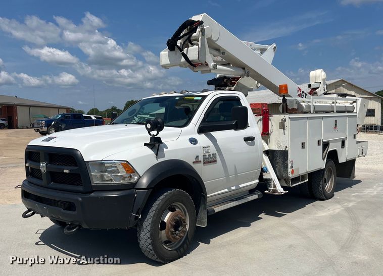 image for item DP0541 2016 Dodge Ram 5500HD  bucket truck