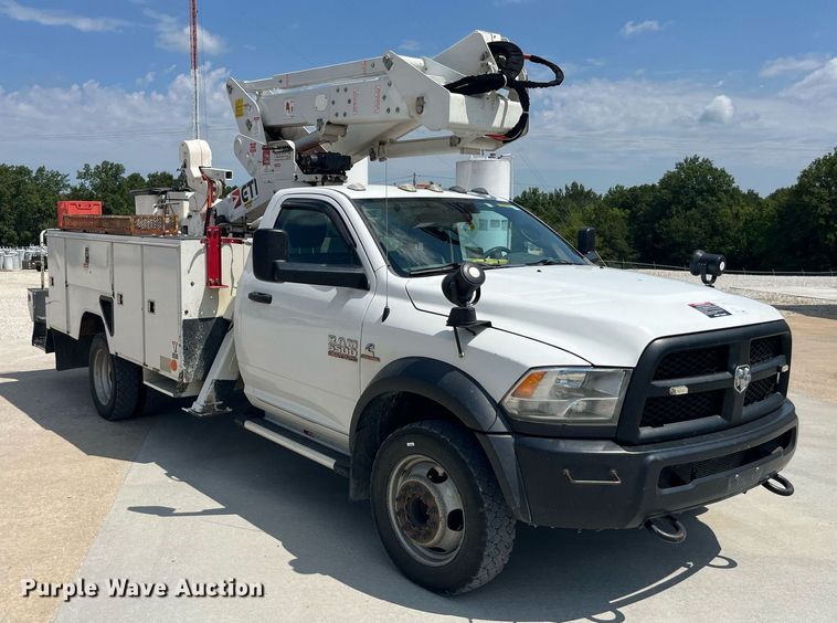 image for item DP0541 2016 Dodge Ram 5500HD  bucket truck