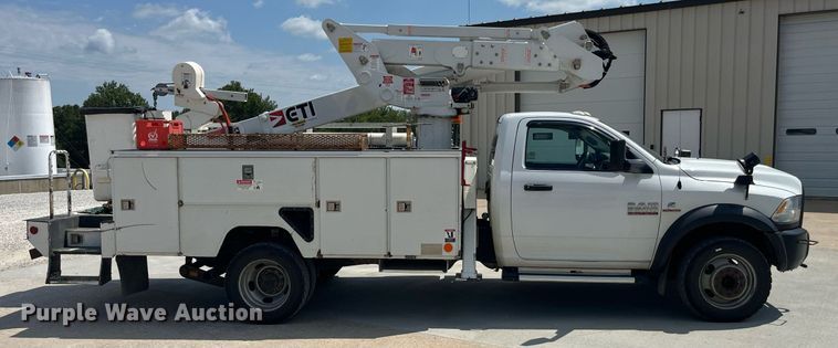 image for item DP0541 2016 Dodge Ram 5500HD  bucket truck