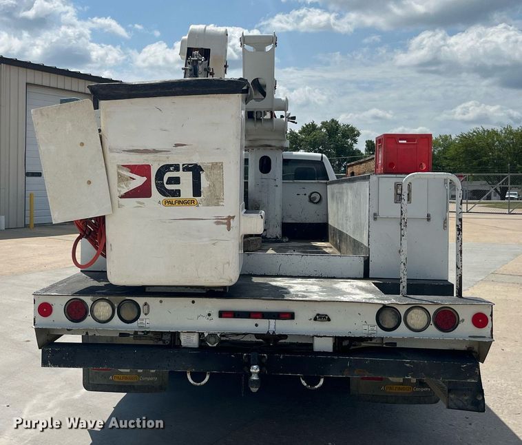 image for item DP0541 2016 Dodge Ram 5500HD  bucket truck