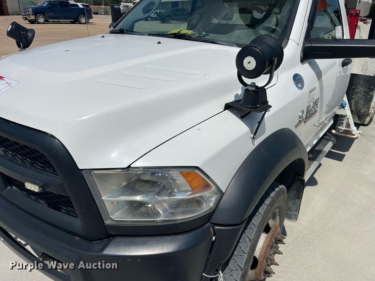 image for item DP0541 2016 Dodge Ram 5500HD  bucket truck