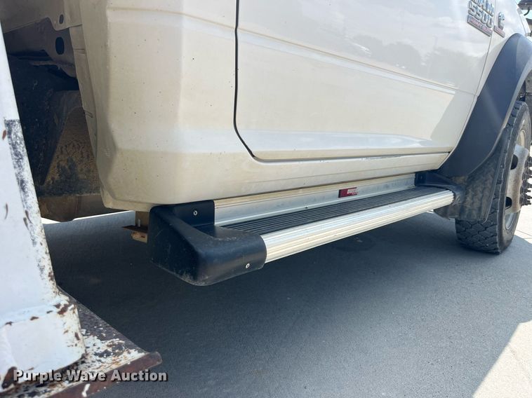 image for item DP0541 2016 Dodge Ram 5500HD  bucket truck
